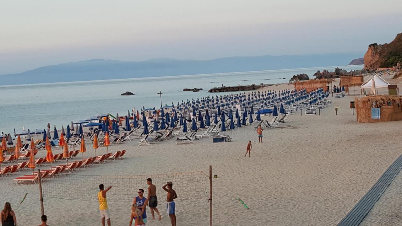 Residence Porto Ulisse Parghelia Εξωτερικό φωτογραφία