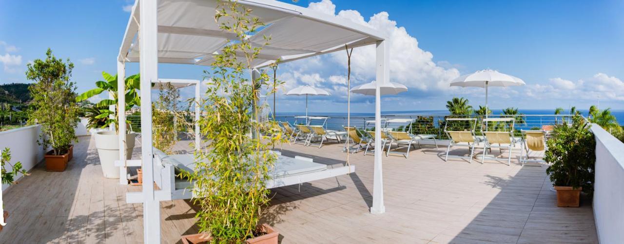 Residence Porto Ulisse Parghelia Εξωτερικό φωτογραφία